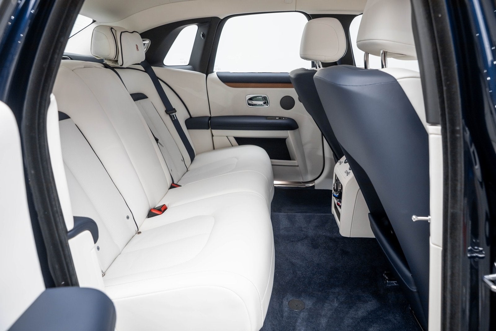 2026 Rolls-Royce Ghost 