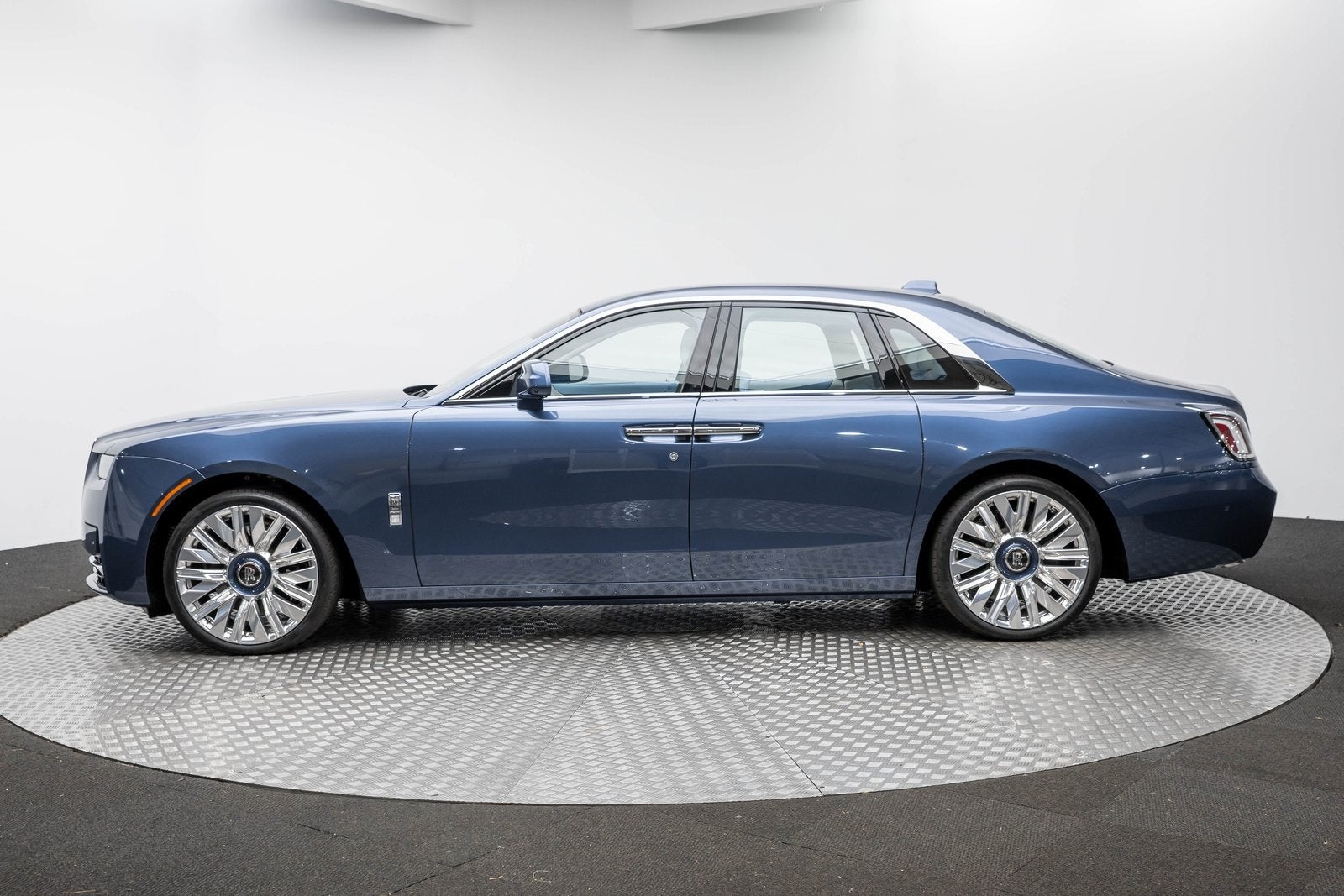 2026 Rolls-Royce Ghost 