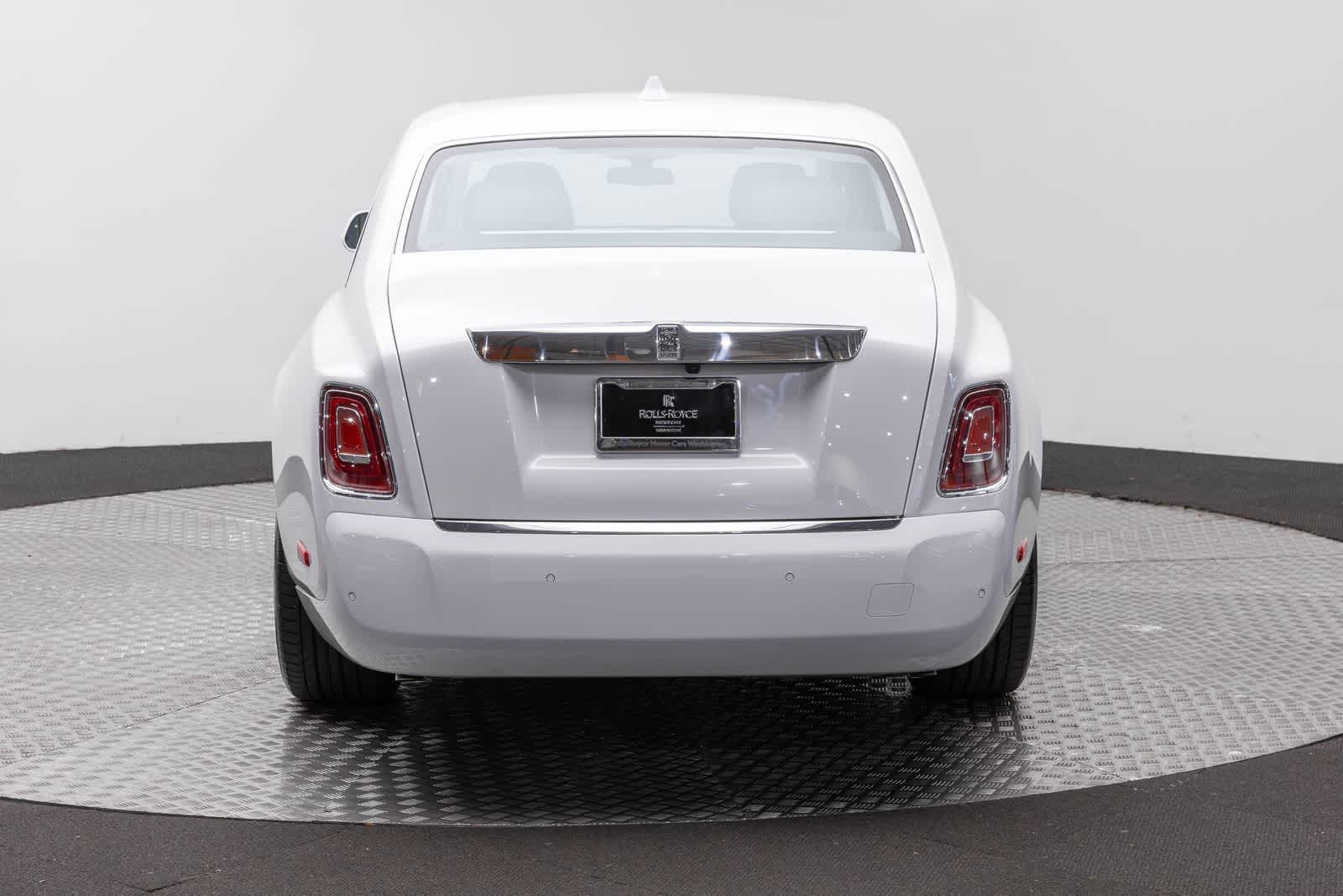 Rolls-Royce Phantom 2027 