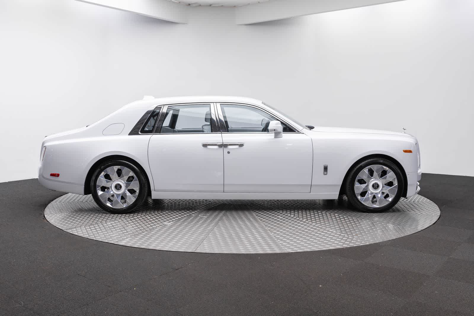 Rolls-Royce Phantom 2027 