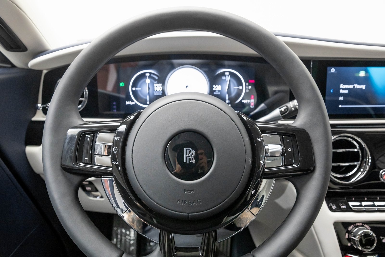 2026 Rolls-Royce Spectre 