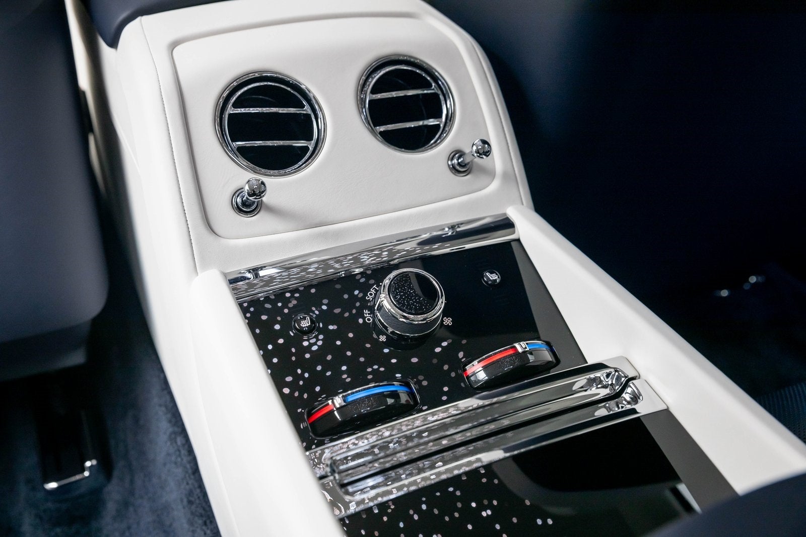 2026 Rolls-Royce Spectre 