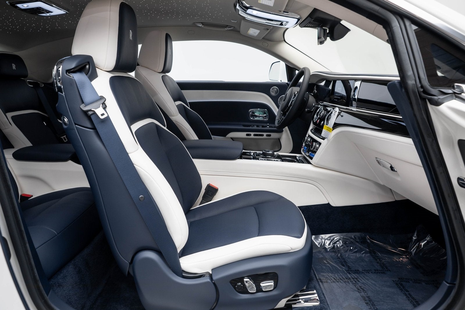 2026 Rolls-Royce Spectre 