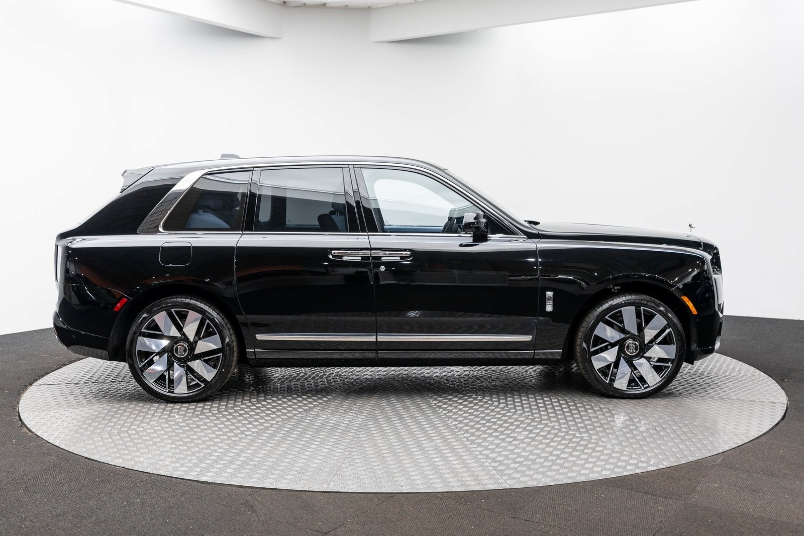2026 Rolls-Royce Cullinan 