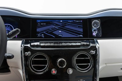 Rolls-Royce Cullinan 2027 