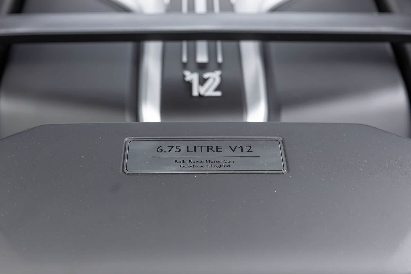 Rolls-Royce Cullinan 2027 