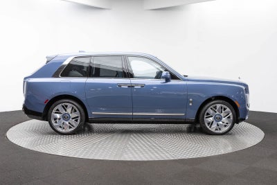 Rolls-Royce Cullinan 2027 