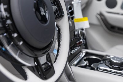 Rolls-Royce Cullinan 2027 