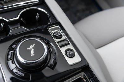 Rolls-Royce Cullinan 2027 