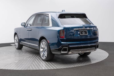 Rolls-Royce Cullinan 2027 