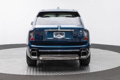 Rolls-Royce Cullinan 2027 
