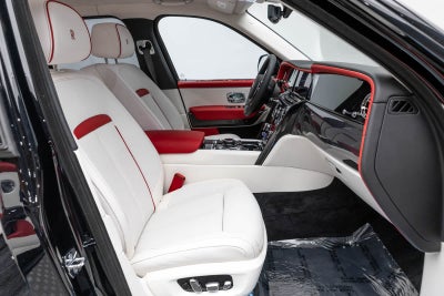 Rolls-Royce Cullinan Black Badge 2027