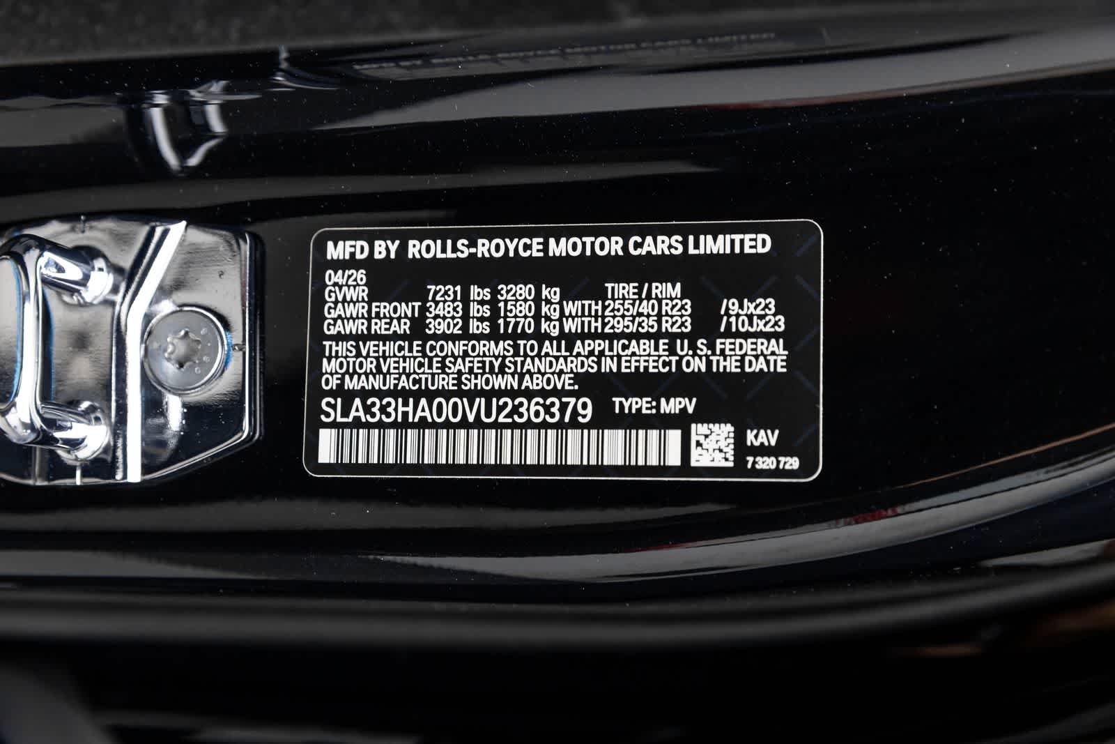 Rolls-Royce Cullinan Black Badge 2027