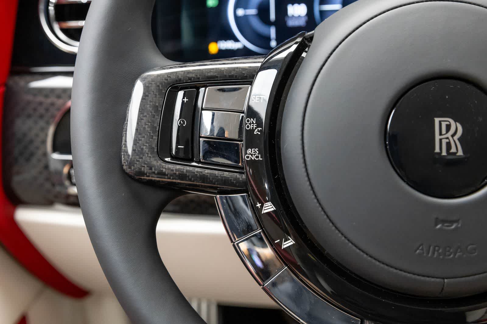 Rolls-Royce Cullinan Black Badge 2027