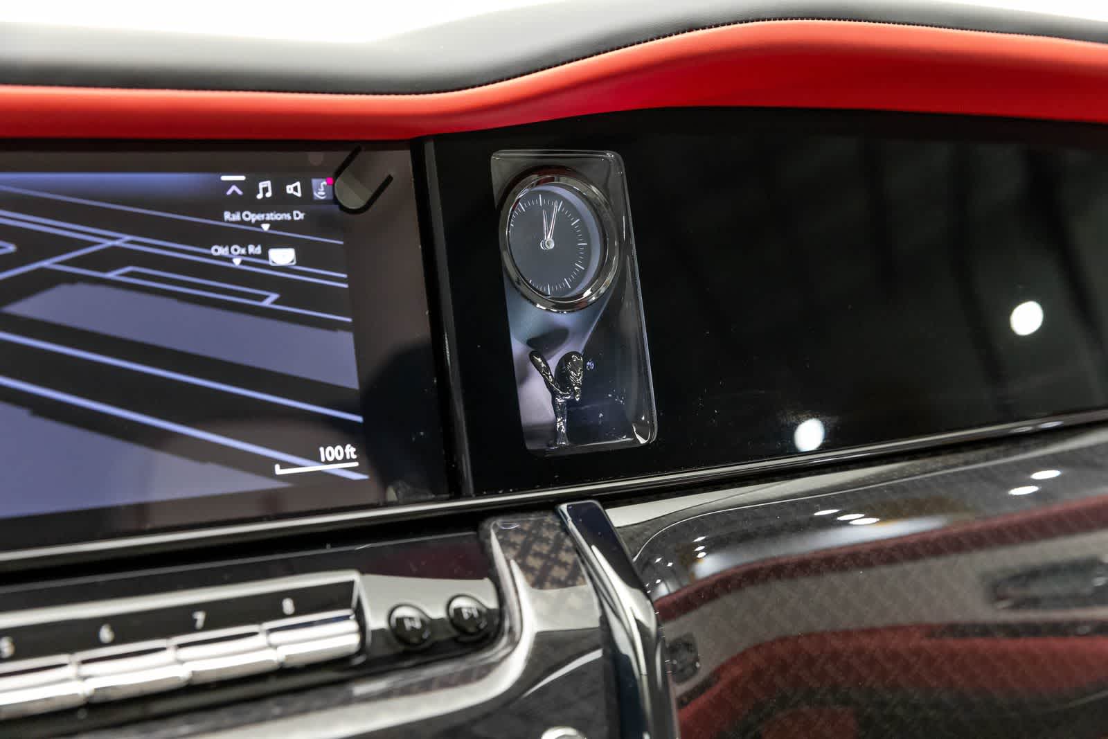 Rolls-Royce Cullinan Black Badge 2027