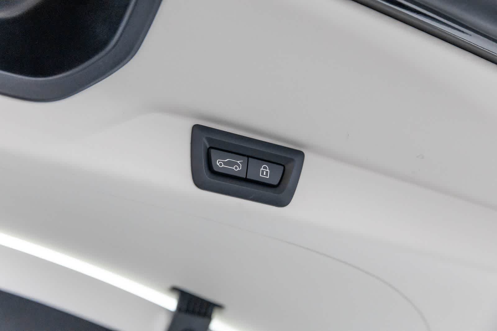 Rolls-Royce Cullinan Black Badge 2027