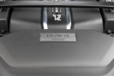 Rolls-Royce Cullinan Black Badge 2027