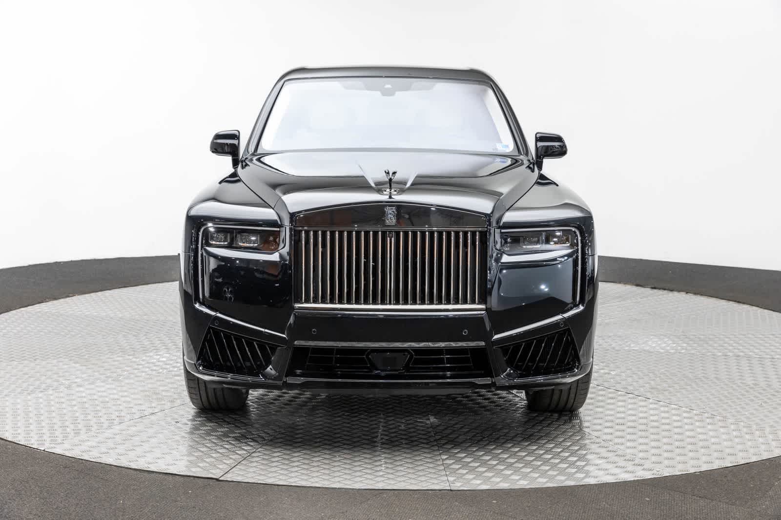 Rolls-Royce Cullinan Black Badge 2027