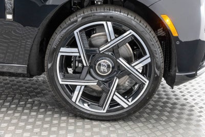 Rolls-Royce Cullinan Black Badge 2027