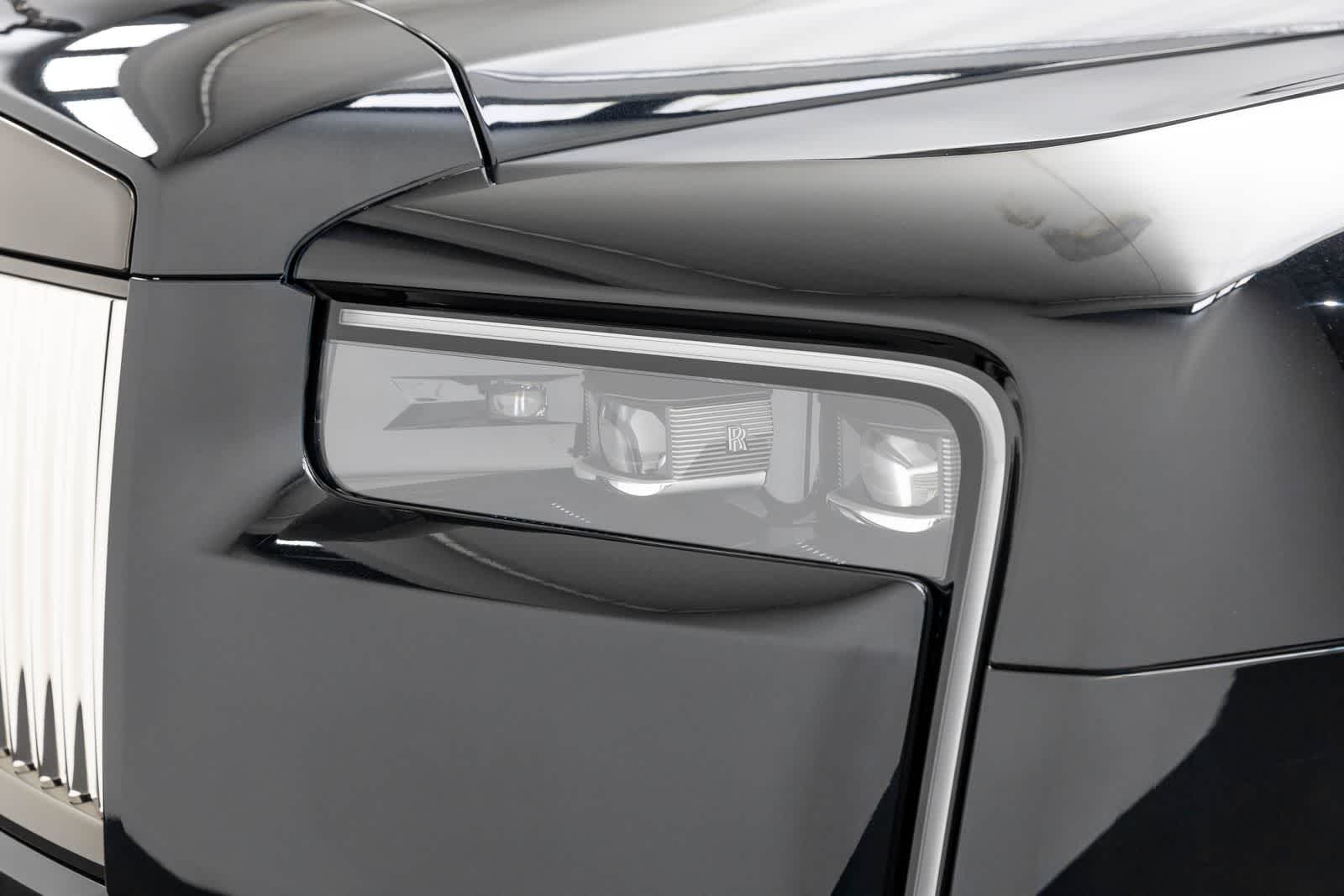 Rolls-Royce Cullinan Black Badge 2027