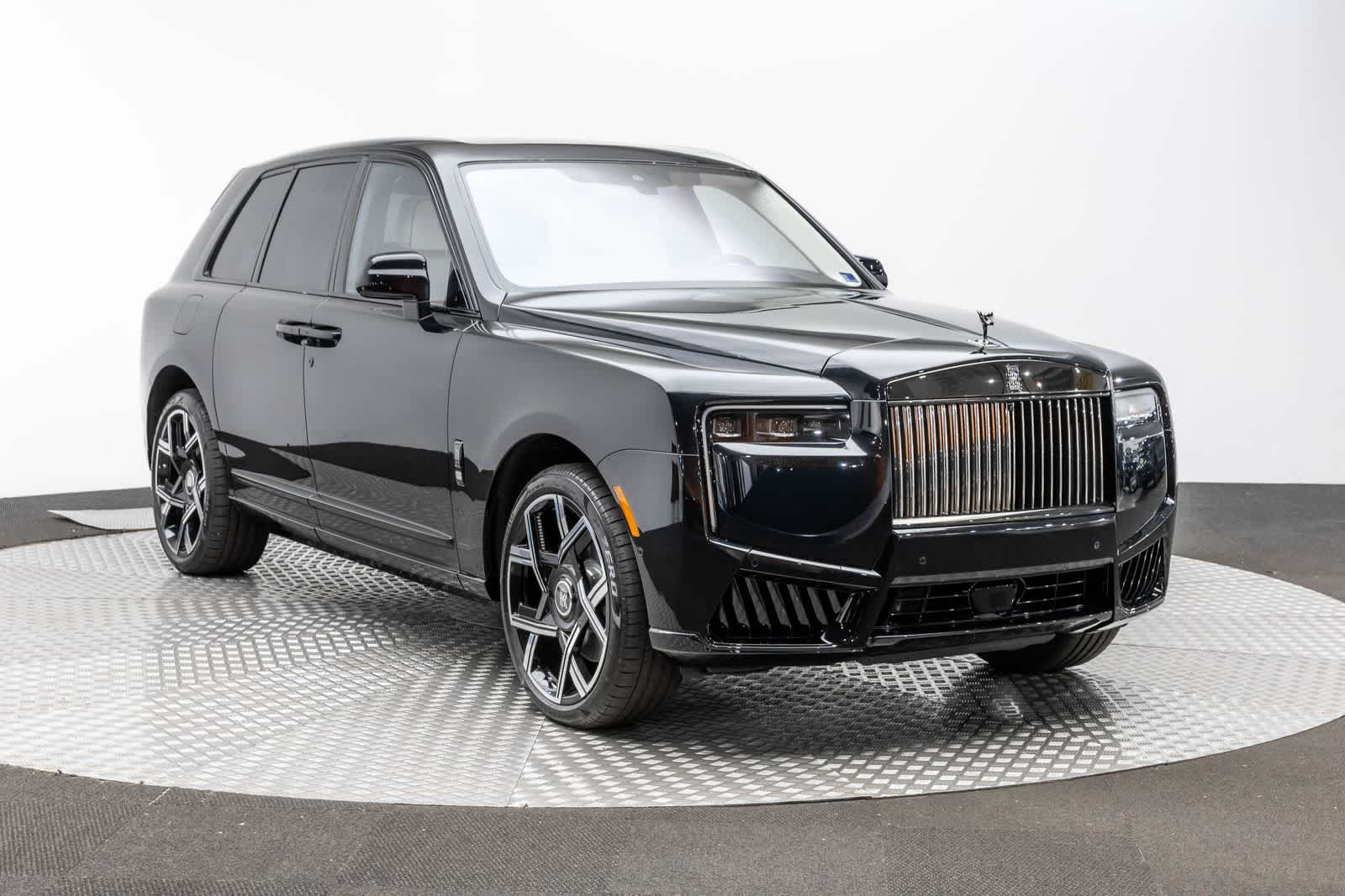 Rolls-Royce Cullinan Black Badge 2027