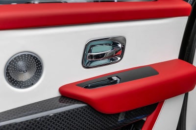 Rolls-Royce Cullinan Black Badge 2027
