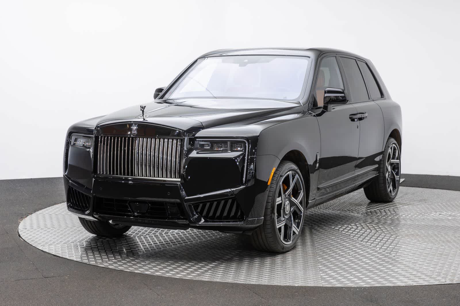 Rolls-Royce Cullinan Black Badge 2027