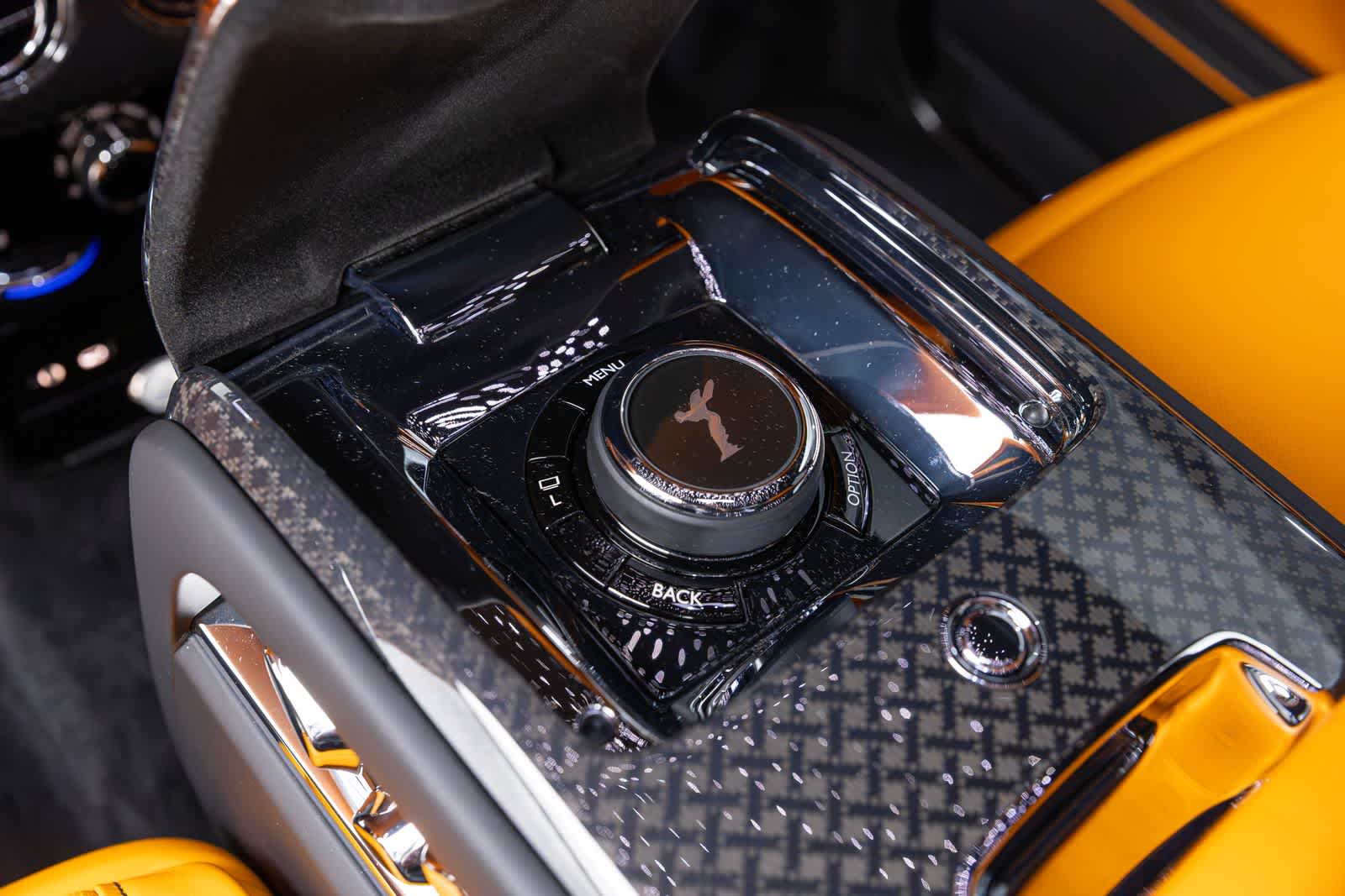 Rolls-Royce Cullinan Black Badge 2027