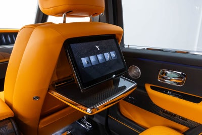 Rolls-Royce Cullinan Black Badge 2027