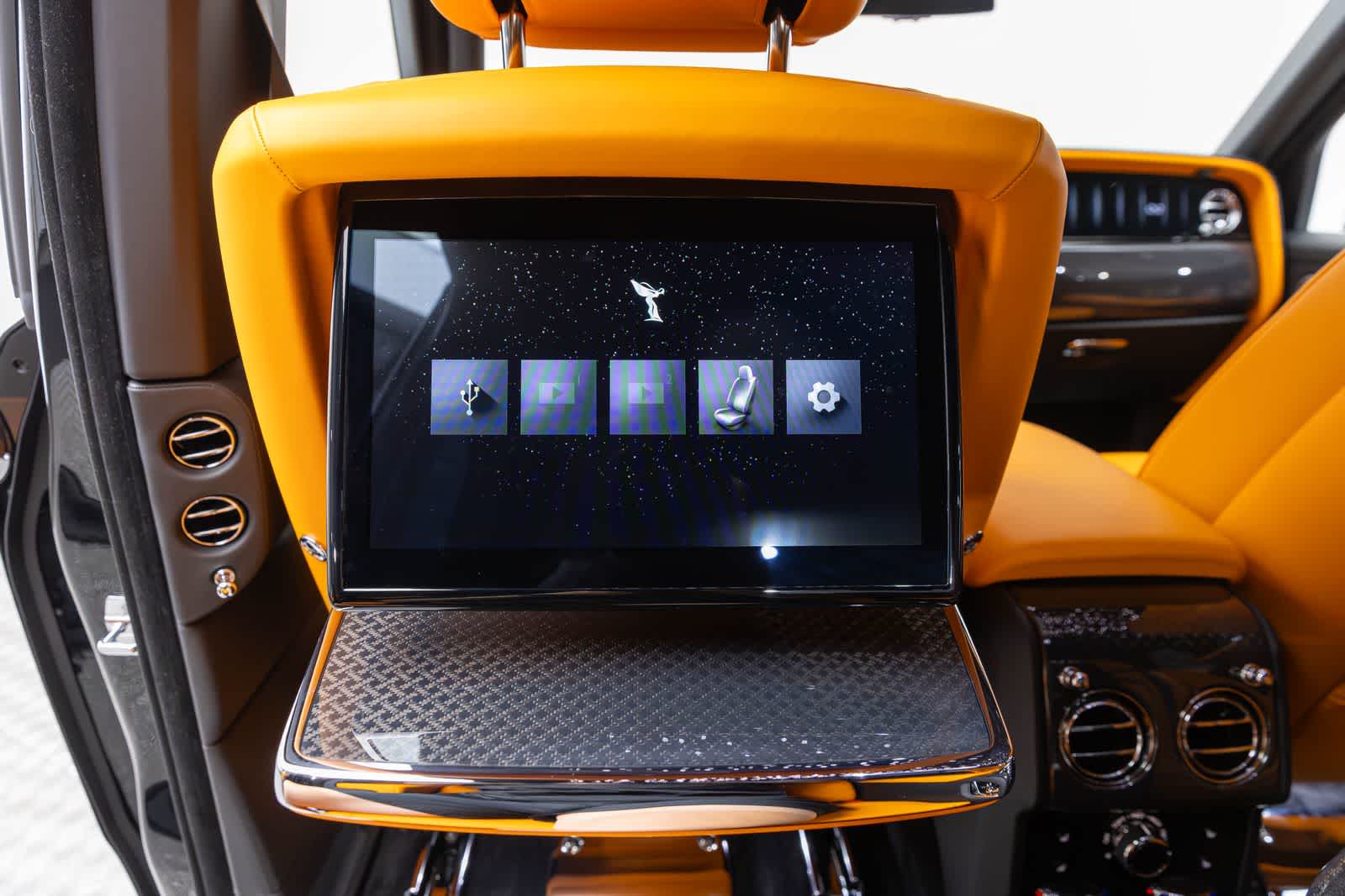 Rolls-Royce Cullinan Black Badge 2027