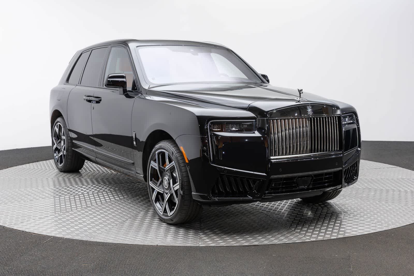 Rolls-Royce Cullinan Black Badge 2027
