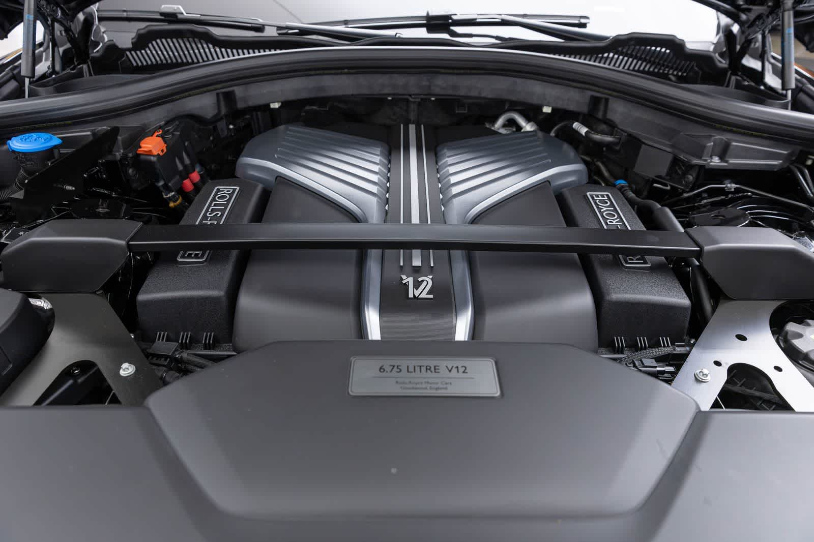 Rolls-Royce Cullinan Black Badge 2027