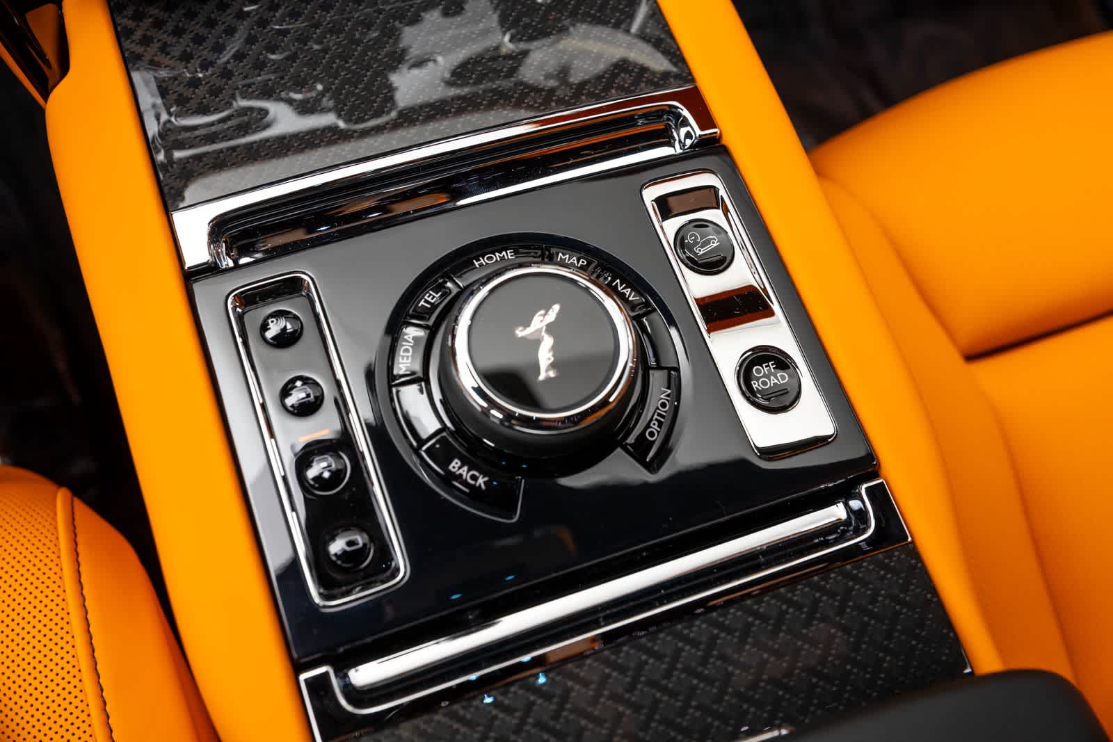 Rolls-Royce Cullinan Black Badge 2027
