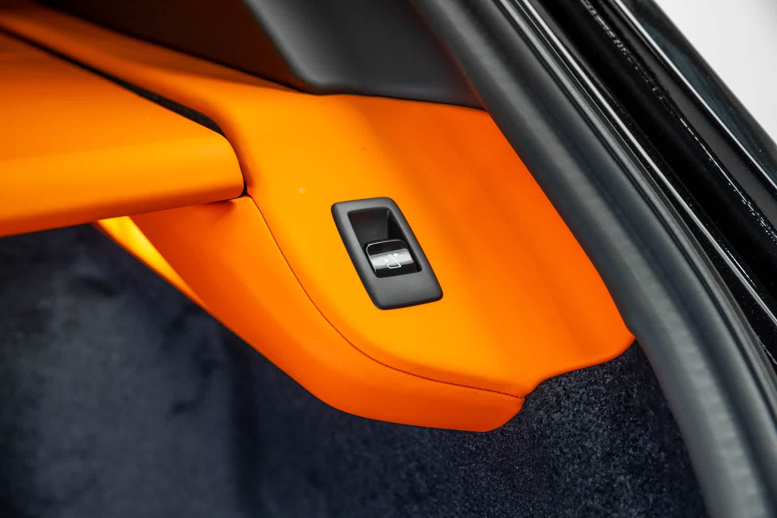 Rolls-Royce Cullinan Black Badge 2027