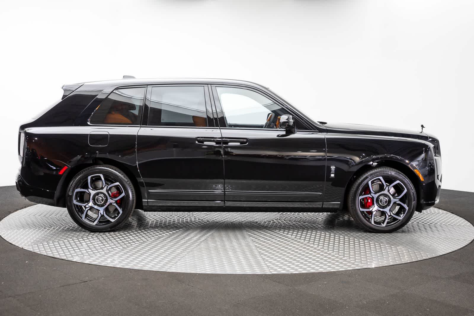 Rolls-Royce Cullinan Black Badge 2027