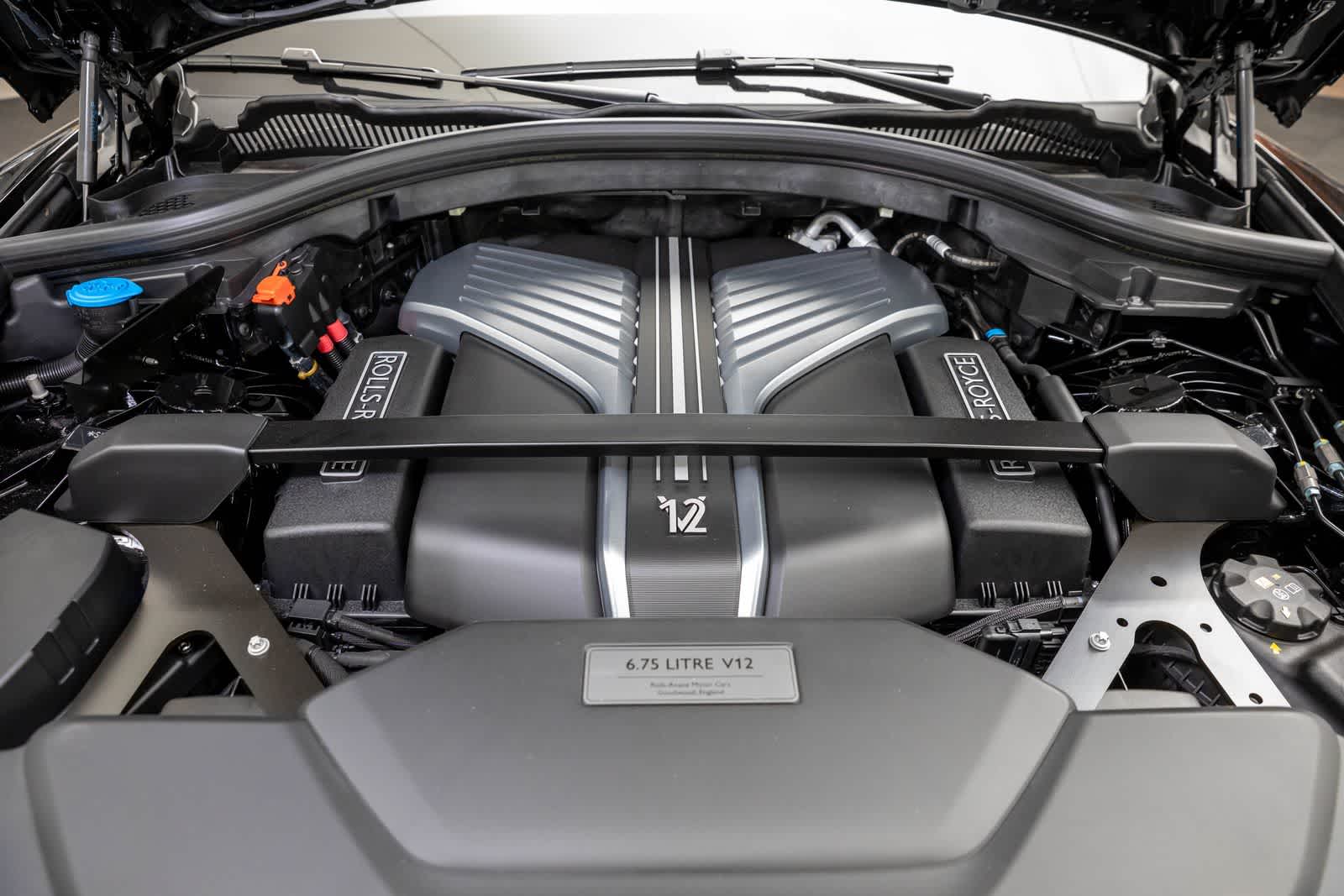 Rolls-Royce Cullinan Black Badge 2027