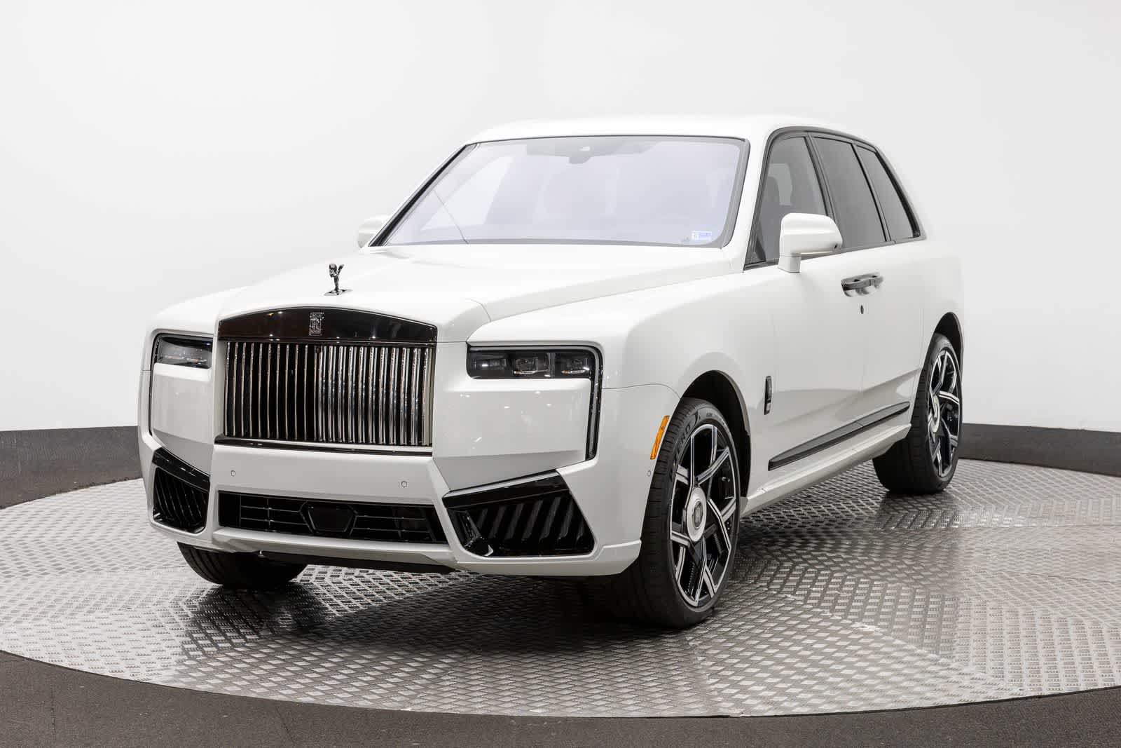 Rolls-Royce Cullinan Black Badge 2027