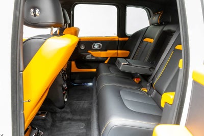 Rolls-Royce Cullinan Black Badge 2027