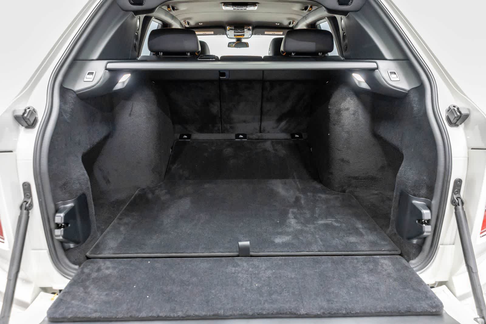 Rolls-Royce Cullinan Black Badge 2027