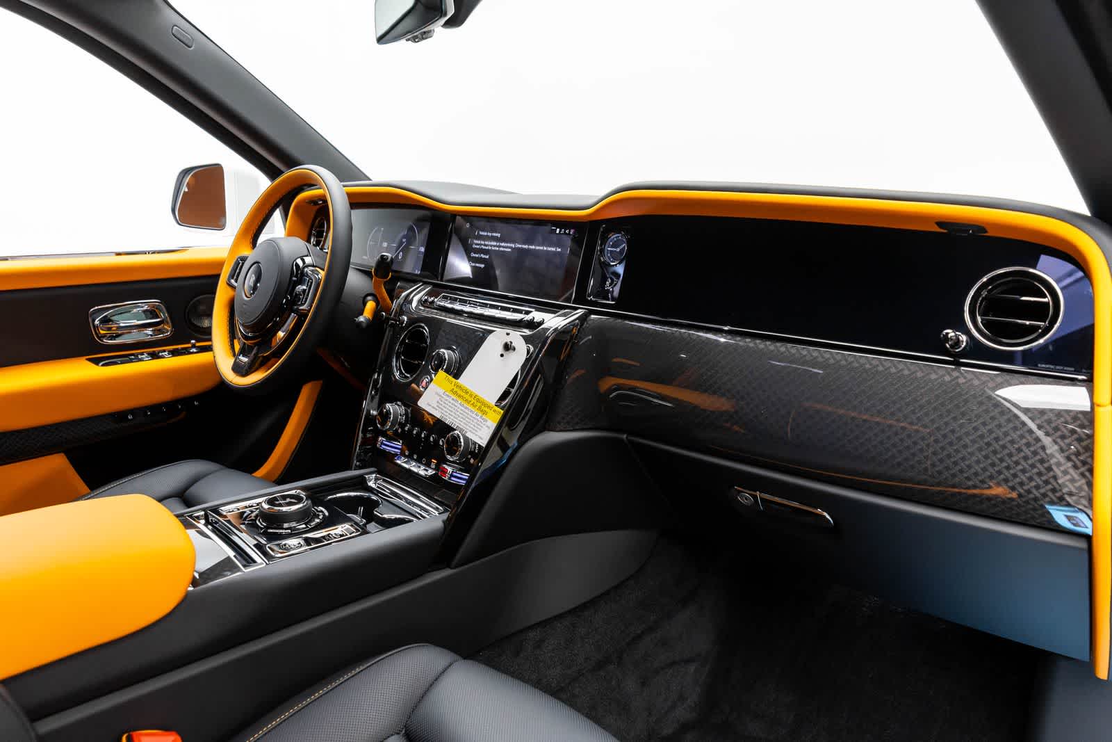 Rolls-Royce Cullinan Black Badge 2027