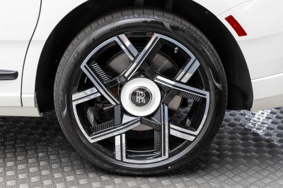 Rolls-Royce Cullinan Black Badge 2027