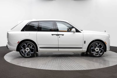 Rolls-Royce Cullinan Black Badge 2027