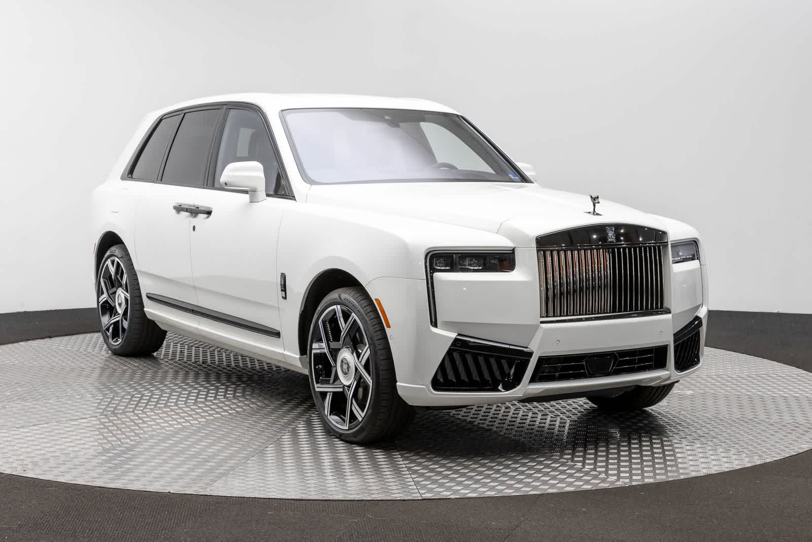 Rolls-Royce Cullinan Black Badge 2027