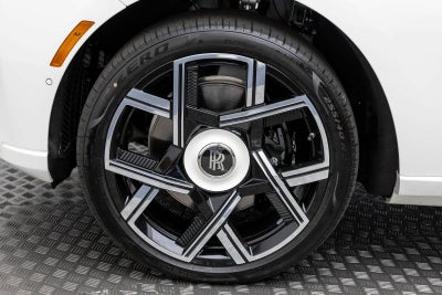 Rolls-Royce Cullinan Black Badge 2027