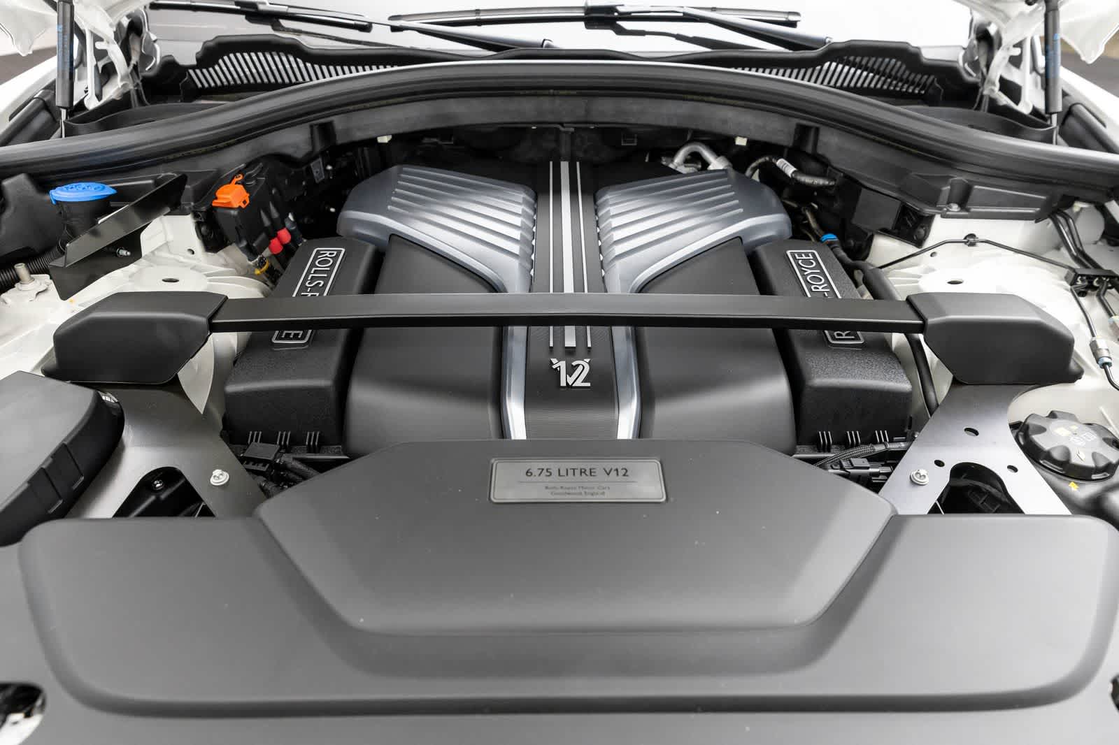 Rolls-Royce Cullinan Black Badge 2027