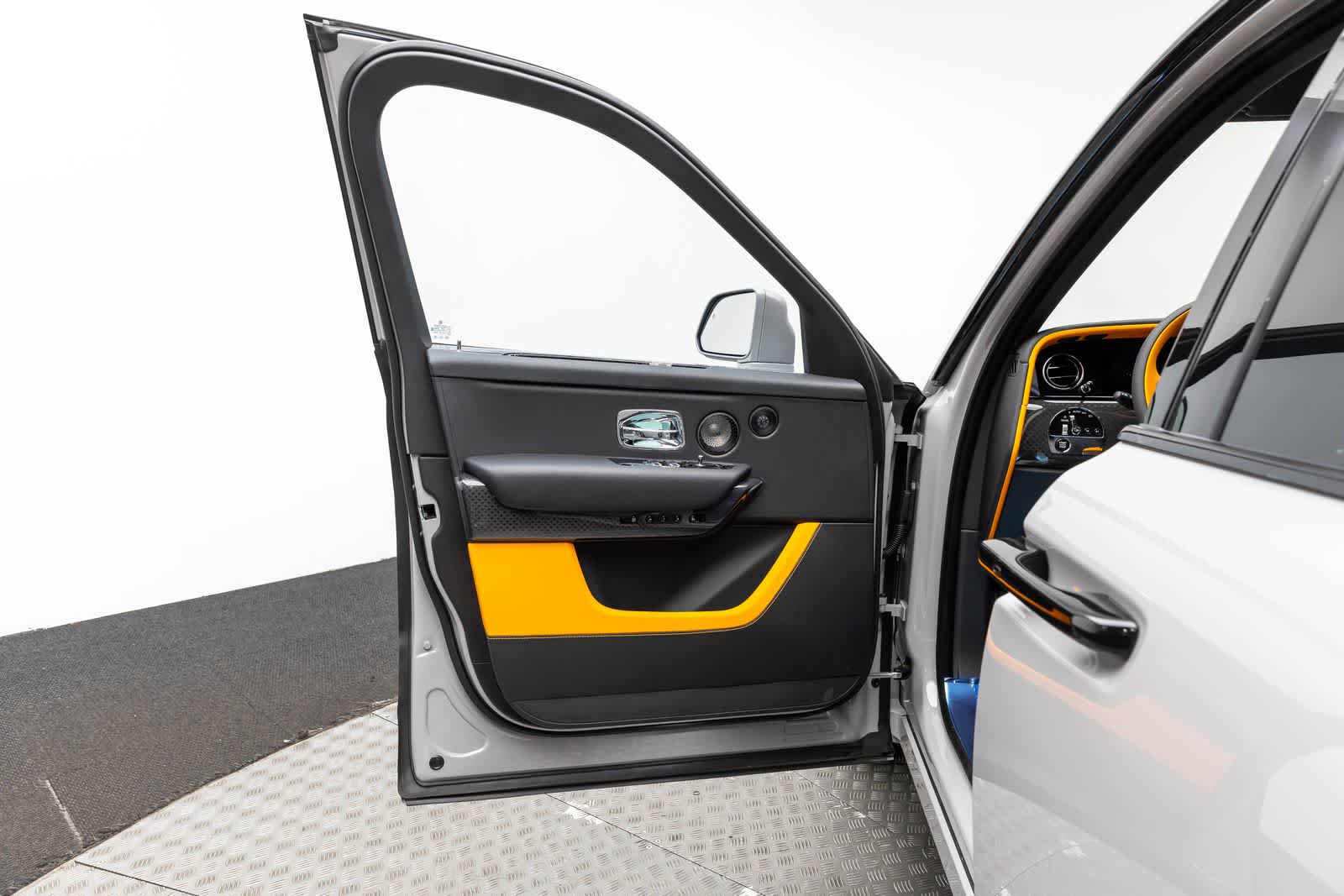 2026 Rolls-Royce Cullinan Insignia Negra