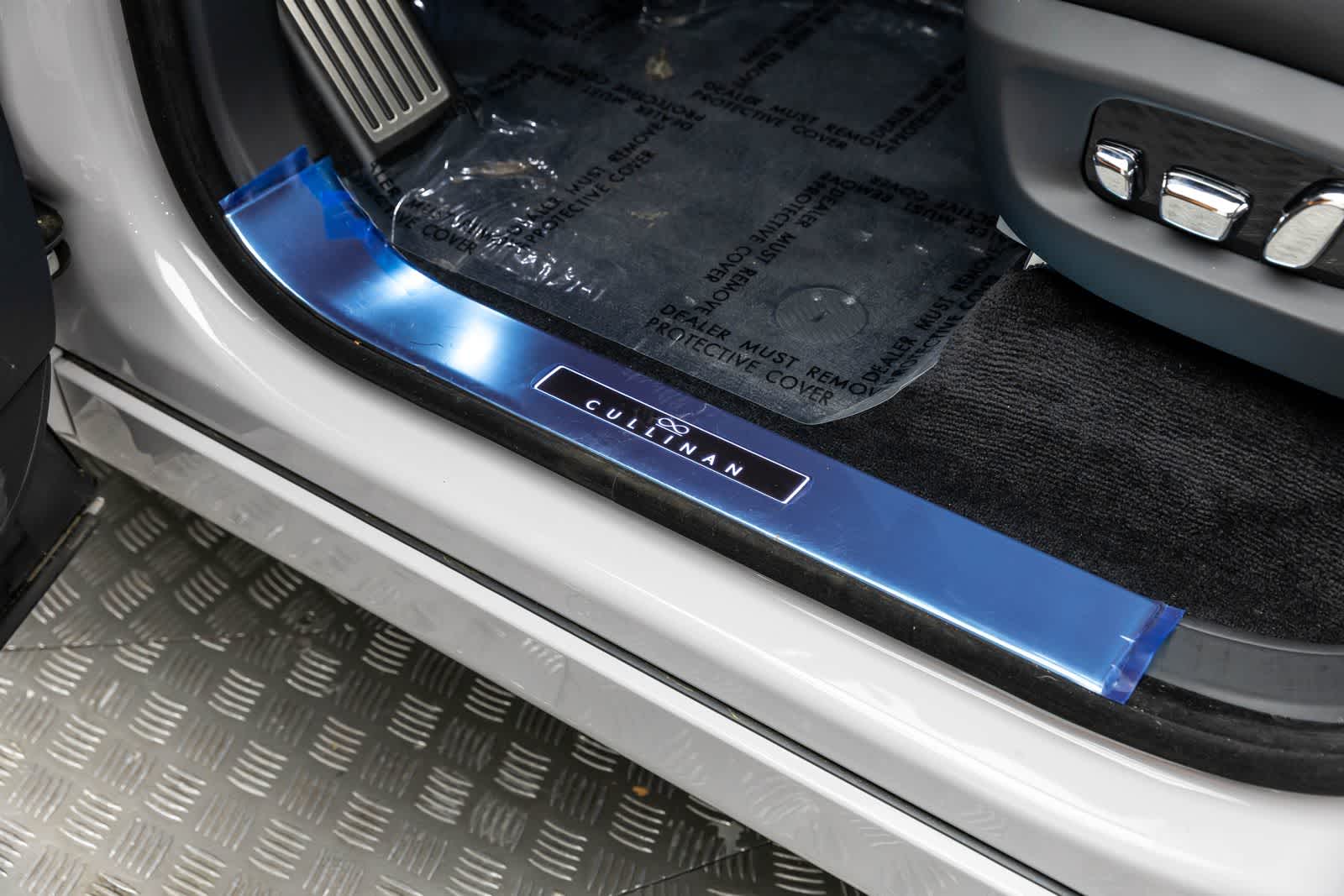 2026 Rolls-Royce Cullinan Insignia Negra