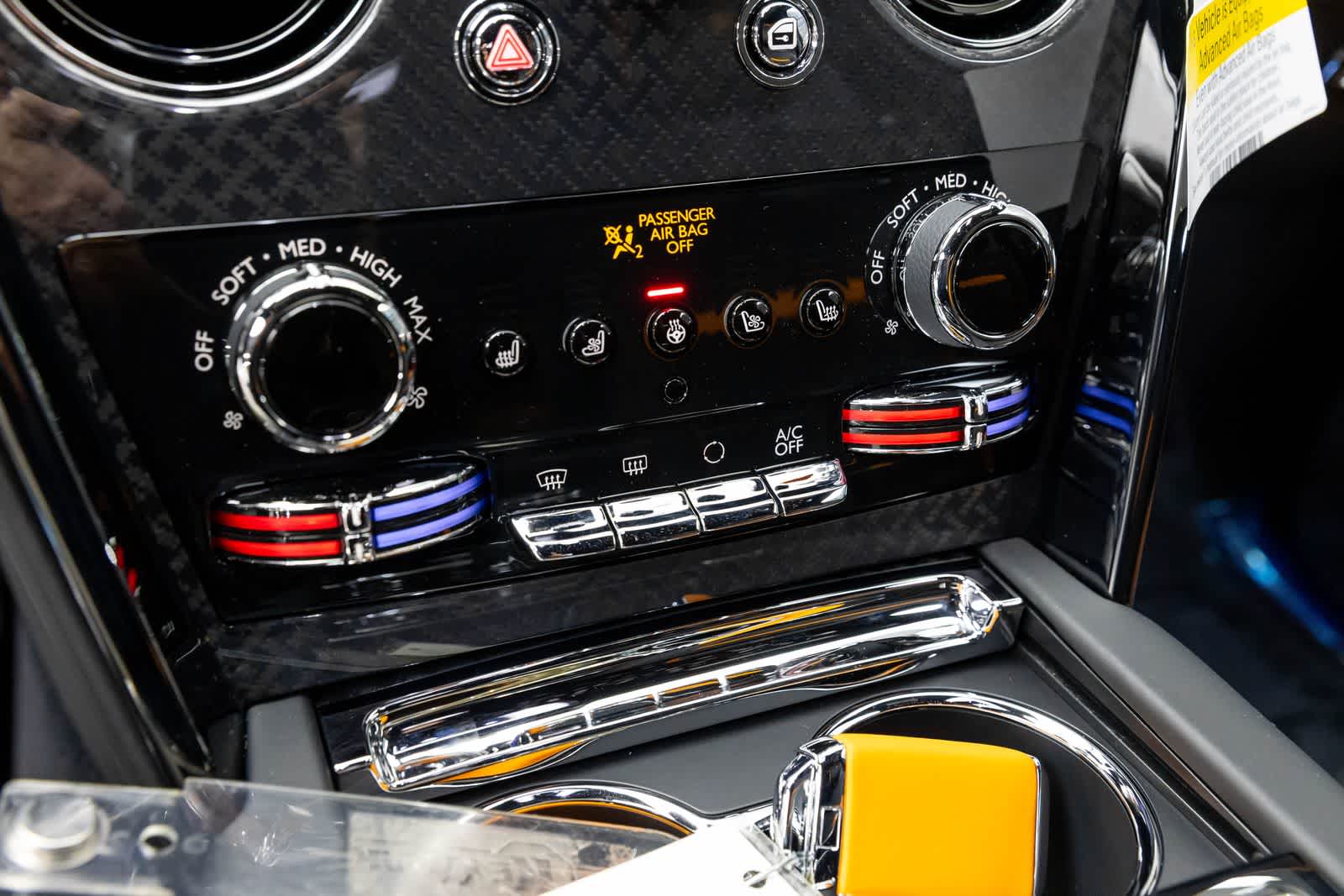 2026 Rolls-Royce Cullinan Insignia Negra