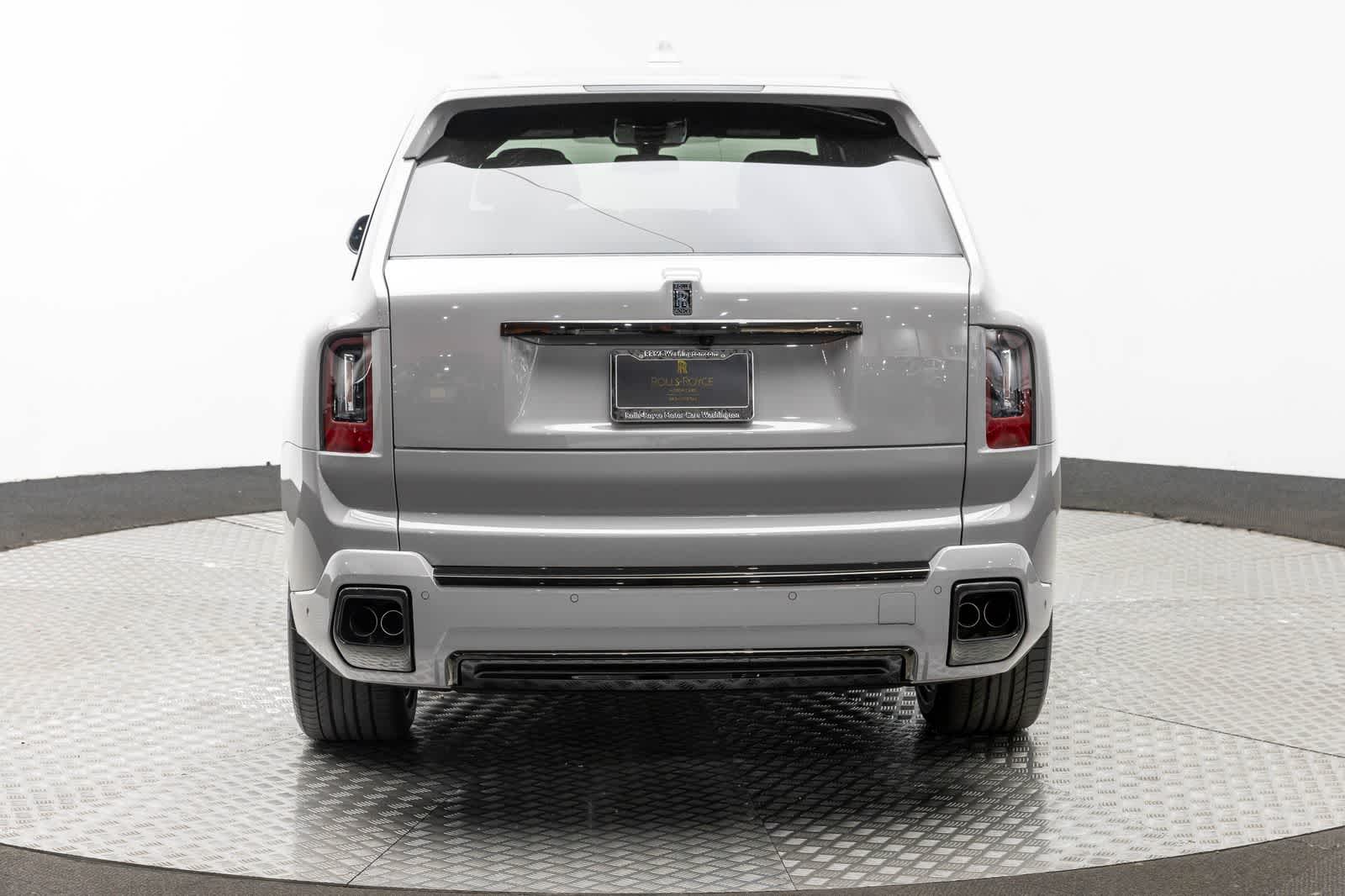 2026 Rolls-Royce Cullinan Insignia Negra