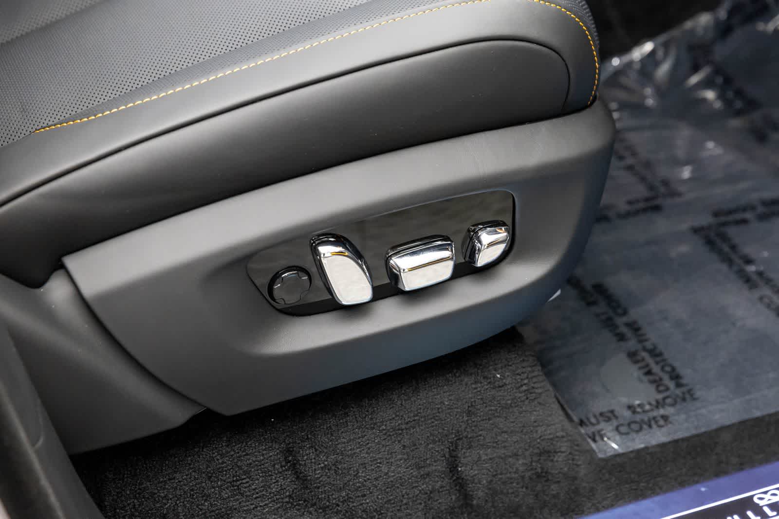 2026 Rolls-Royce Cullinan Insignia Negra